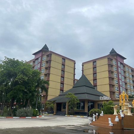 H2DO Hotel Ban Khlong Sanam Phli Buitenkant foto