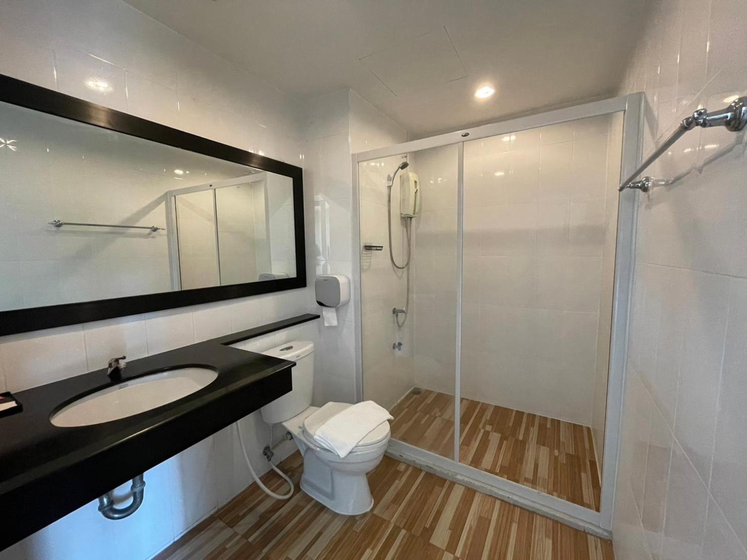 H2DO Hotel Ban Khlong Sanam Phli Buitenkant foto