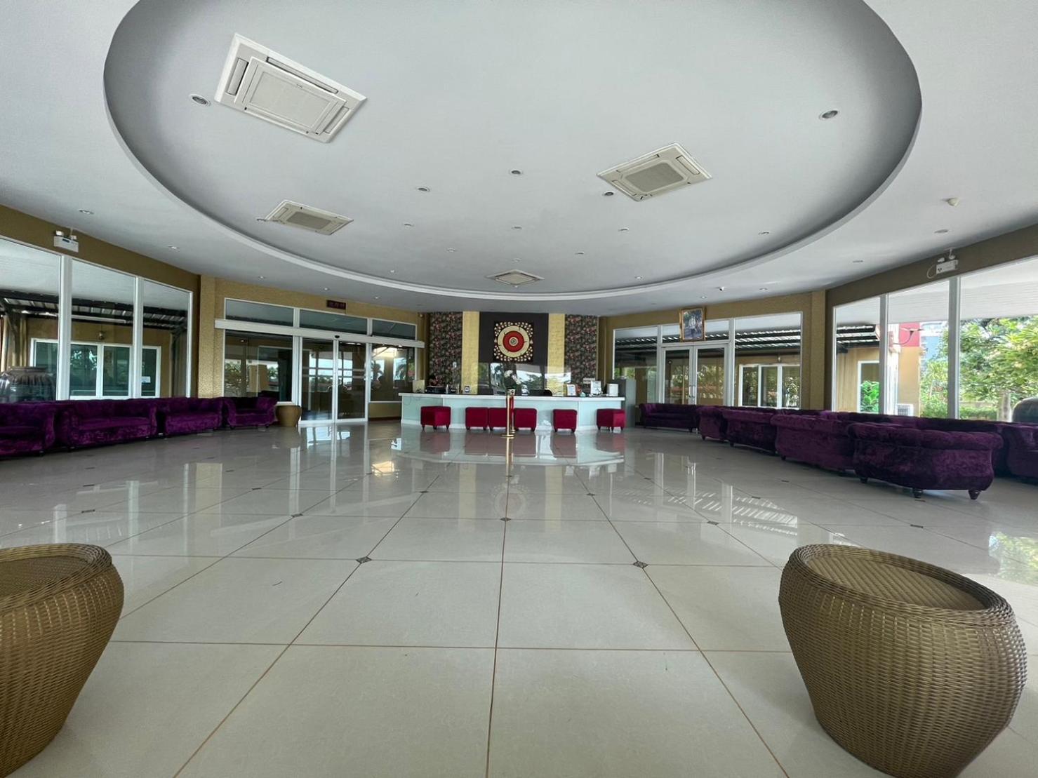 H2DO Hotel Ban Khlong Sanam Phli Buitenkant foto
