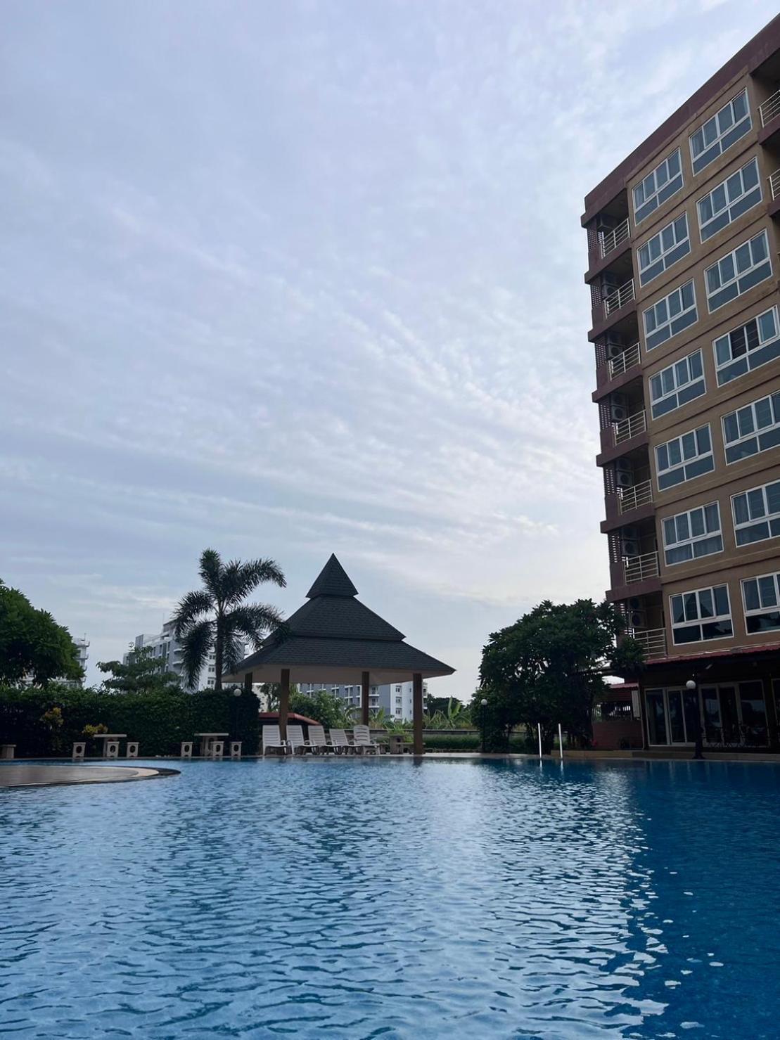 H2DO Hotel Ban Khlong Sanam Phli Buitenkant foto
